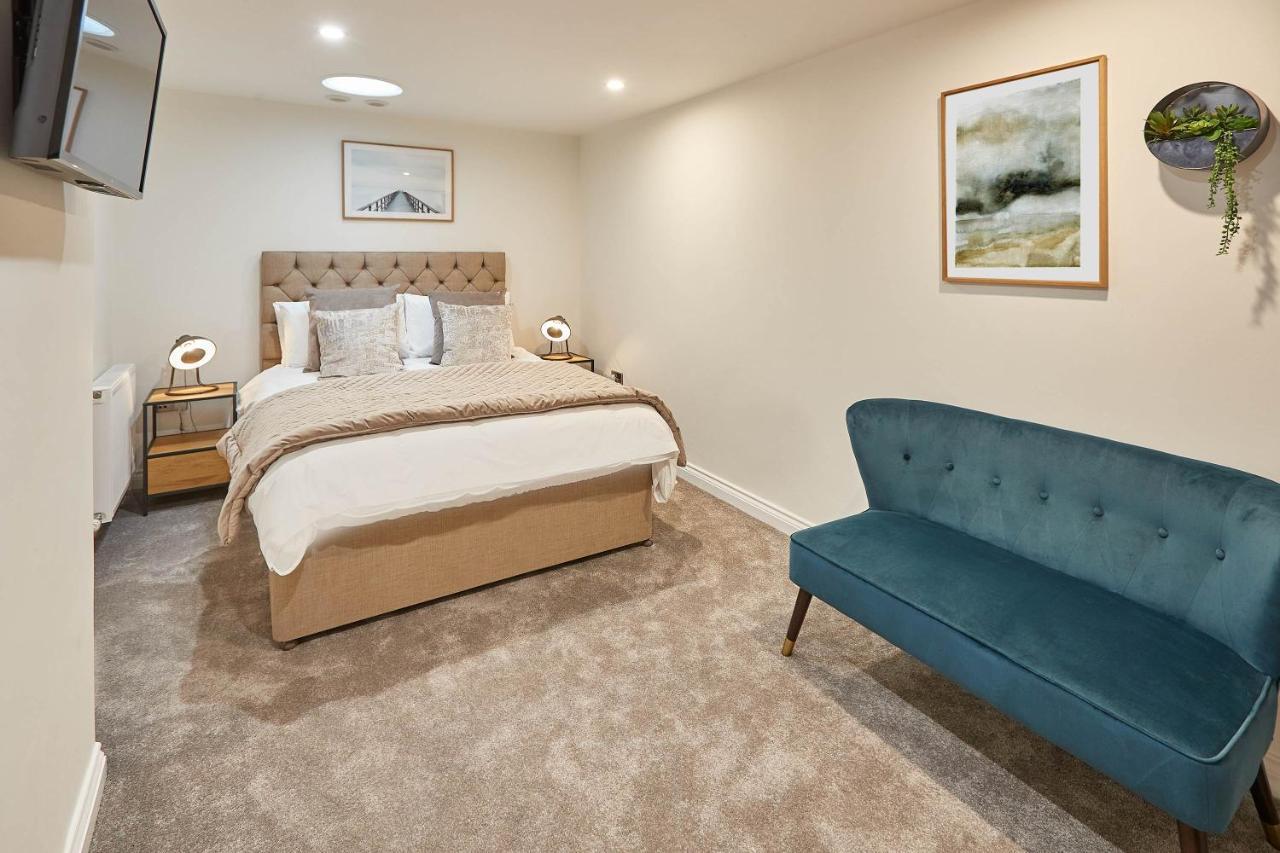 Host & - Coastal Townhouse Holiday home Whitby